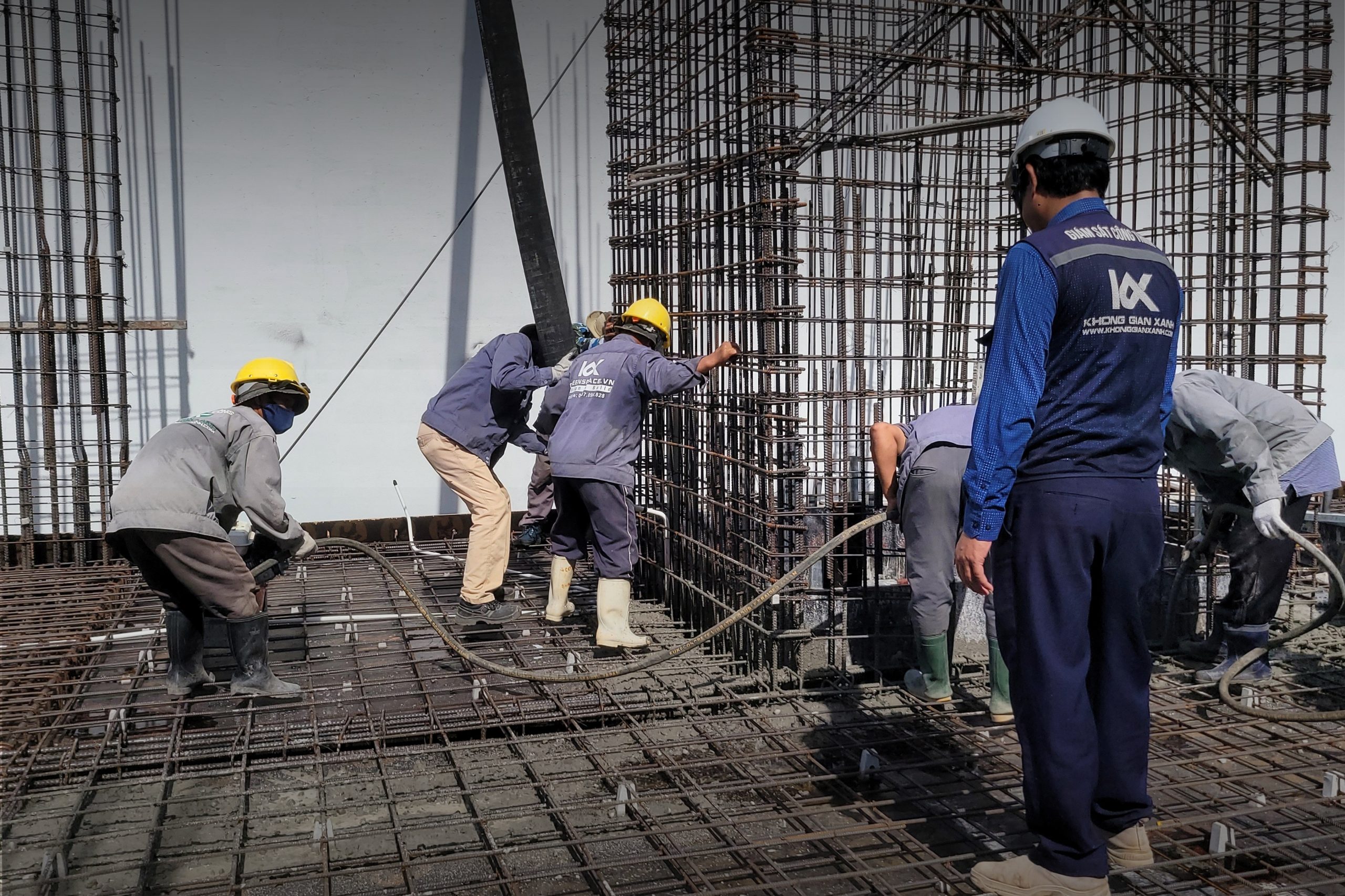 Thi công phần thô và kết cấu